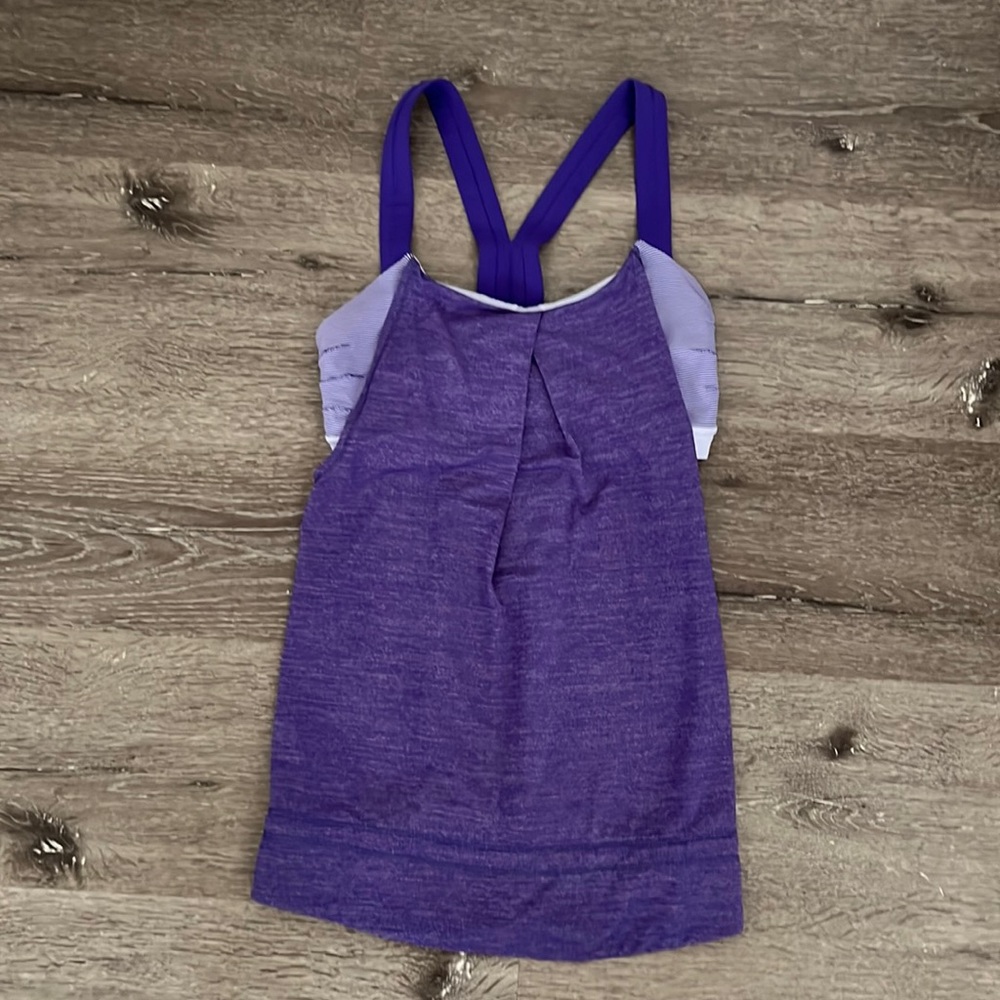 Lululemon tank